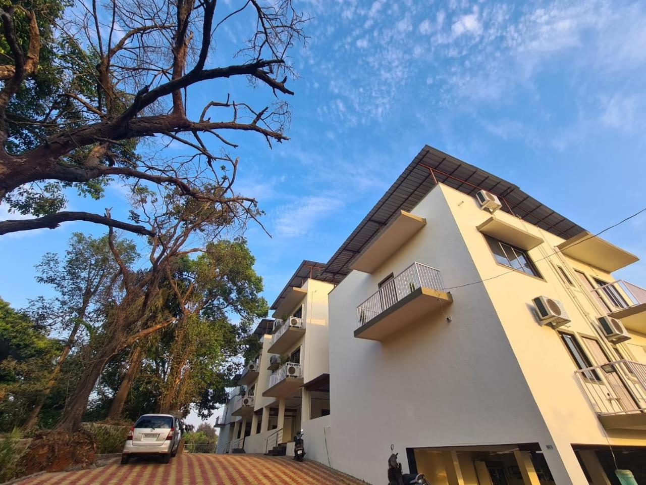 Hill View Hotel By Bil Lonavala Luaran gambar